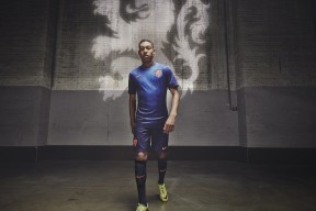 九游娱乐官方平台-光明记忆未来之战线上排位赛精彩纷呈，光明未来梗