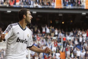 九游娱乐APP-球员成长点滴：从菜鸟到联盟巨星的旅程，球员的经历