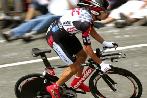 九游博彩-青少年“绿色能源”篮球赛事在四川眉山盛大举行，倡导环保理念